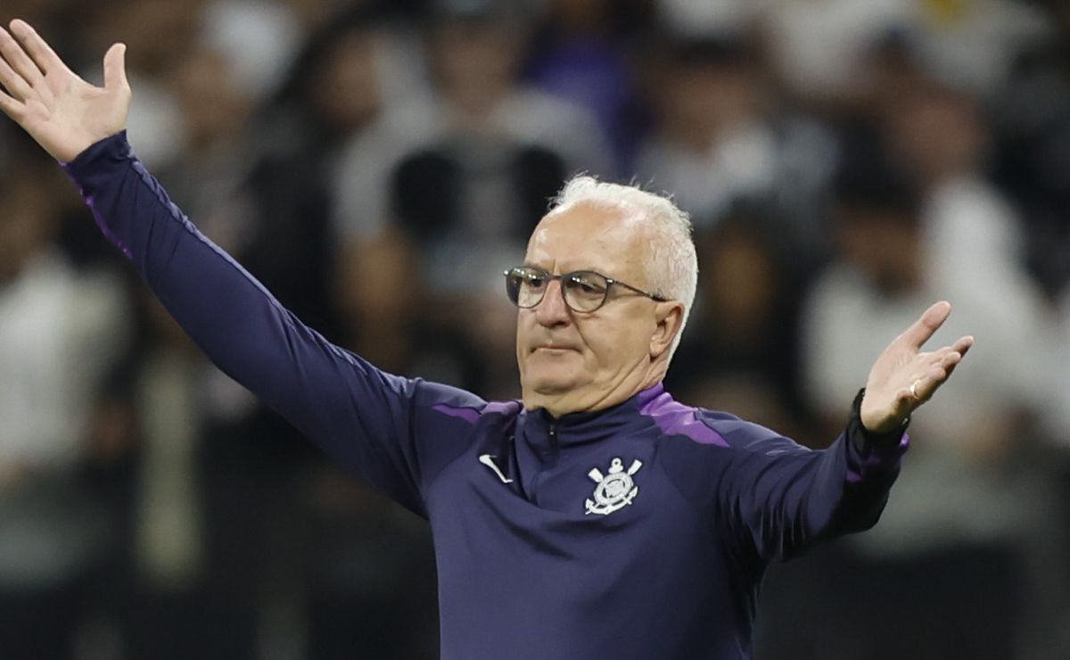 Dorival Jr exalta Flamengo e Filipe Luís após título da Copa do Brasil: “mostra que nós temos capacidade”