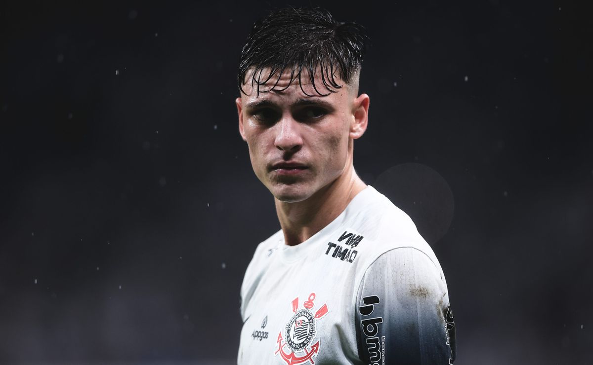 Empresário de Breno Bidon trata com cautela saída do Corinthians para futebol europeu