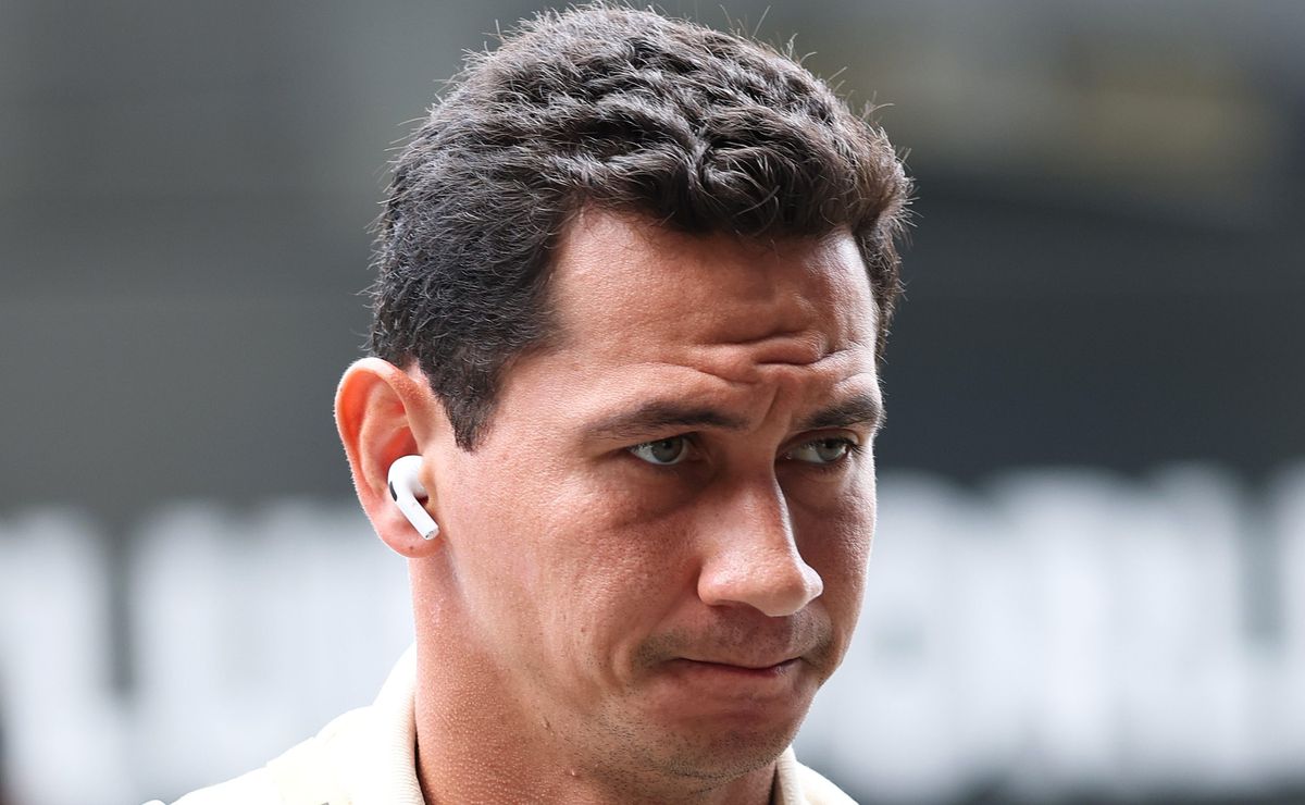 Ganso admite surpresa no Fluminense com saída de Thiago Silva e lamenta decisão do zagueiro