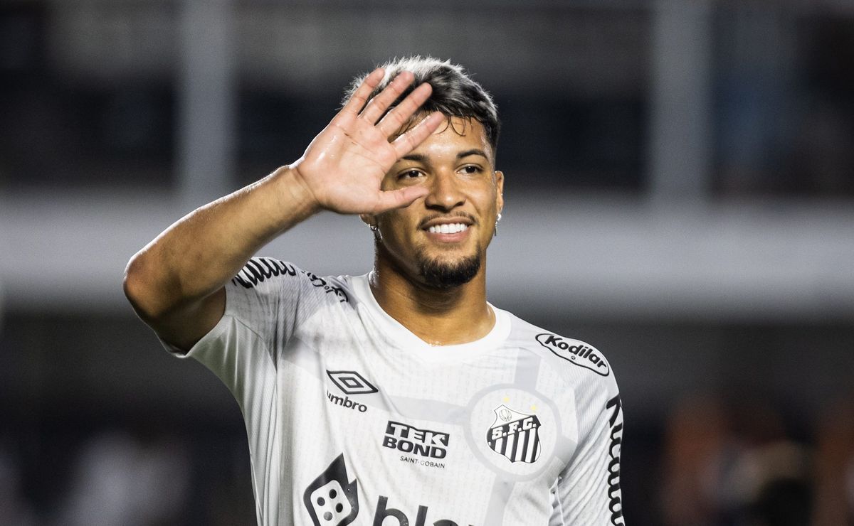 Flamengo bate o martelo e contratação  de Marcos Leonardo tem cravada: “Chance zero”