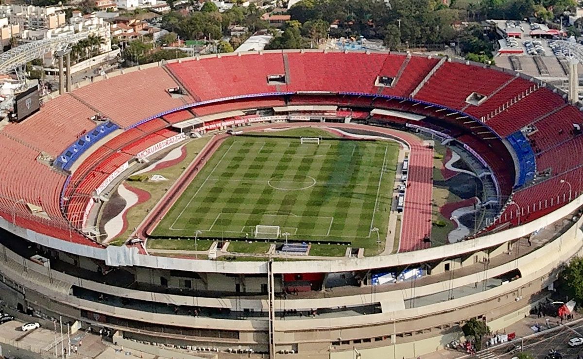 Áudio vazado escancara diretores do São Paulo sofrendo pressão para cederem carros de luxo