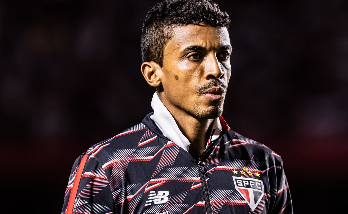 Luiz Gustavo toma decisão e prioriza acerto com o Internacional após sondagem do Mirassol