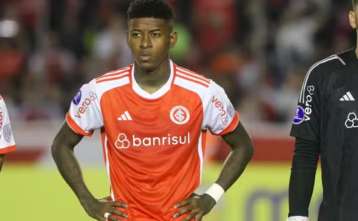 Flamengo volta ao radar por Vitão após impasse entre Inter e Cruzeiro, diz jornalista