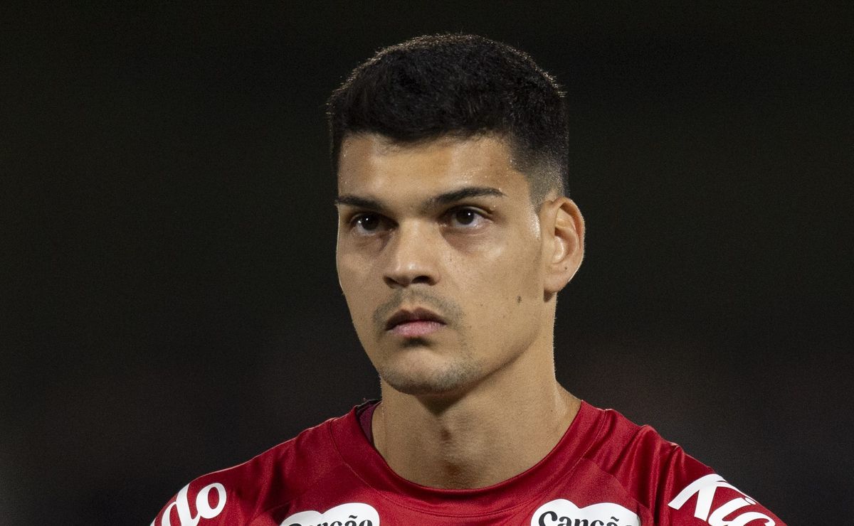 Flamengo retoma interesse em Brazão para rivalizar com Rossi e Santos promete dificultar negociação