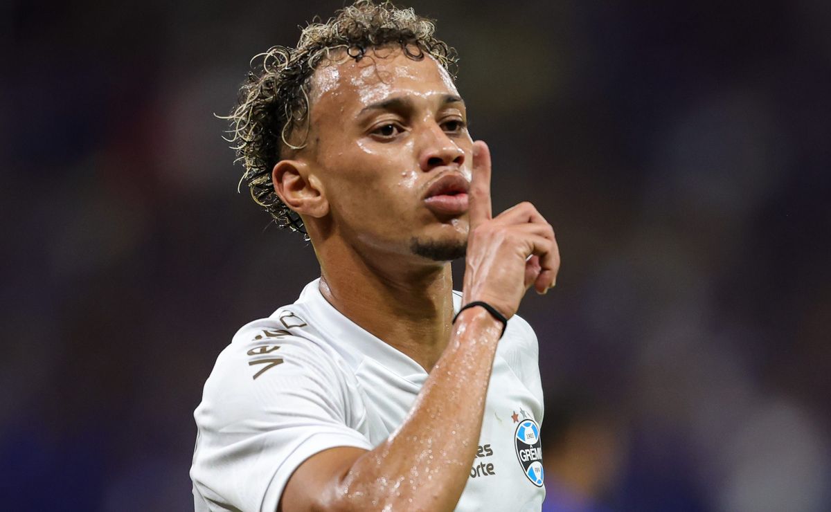 Alvo recente do Palmeiras, Bitello fica distante de voltar ao Brasil após pedida milionária do Dínamo Moscou