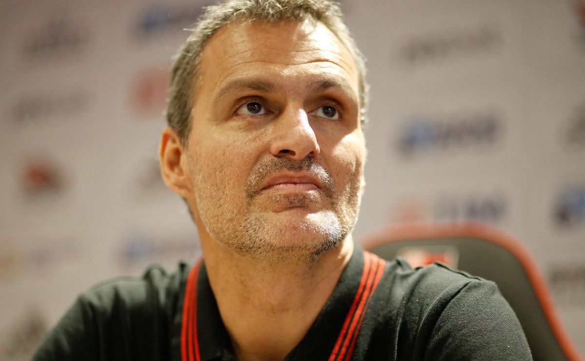 Escolha de Bruno Spindel mira solução de problema financeiro e reorganização técnica do departamento de futebol