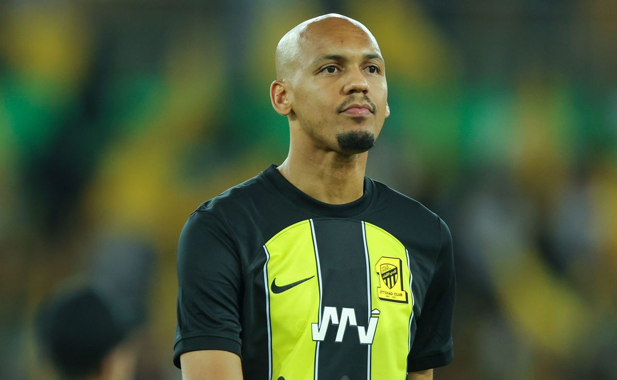 Além de Vasco e Palmeiras, Fluminense sinaliza interesse em Fabinho após Al-Ittihad dar aval para saída do brasileiro
