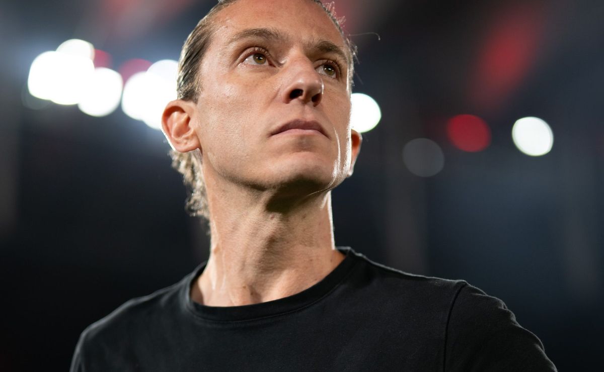 Renovação com Filipe Luís travou total e Flamengo busca outra opção para ser técnico em 2026