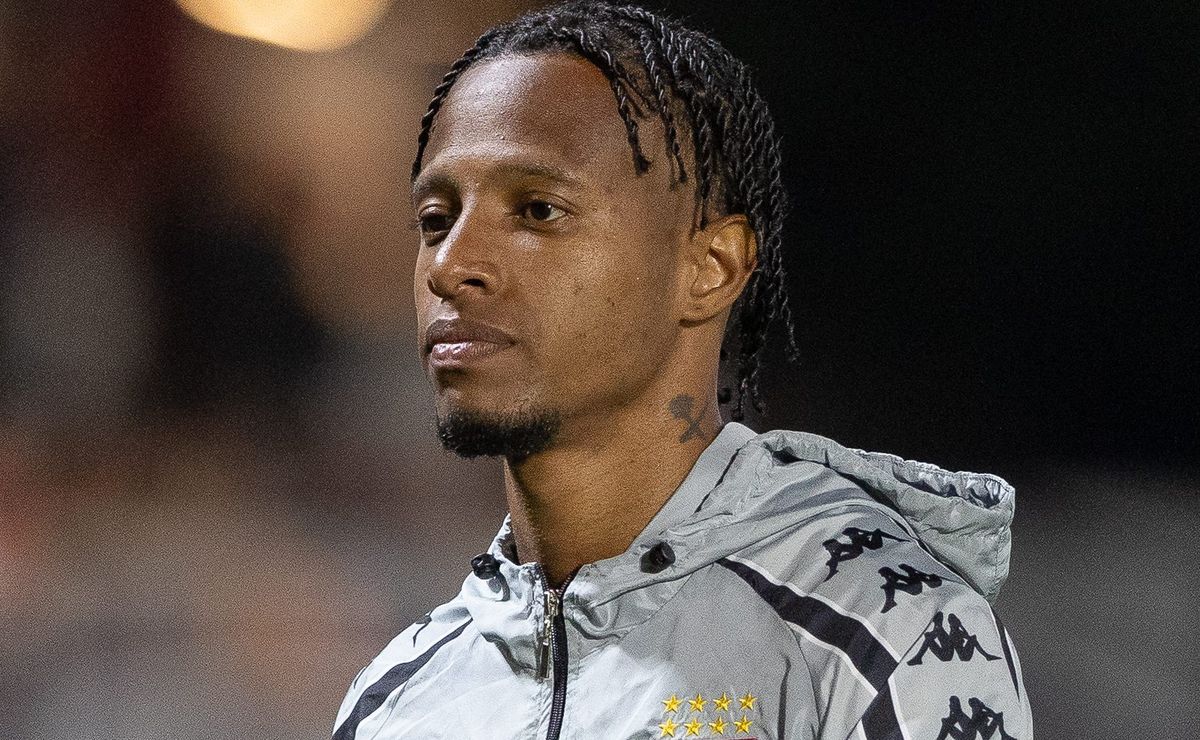 Pedrinho prepara reformulação no elenco e Tchê Tchê pode deixar o Vasco em 2026