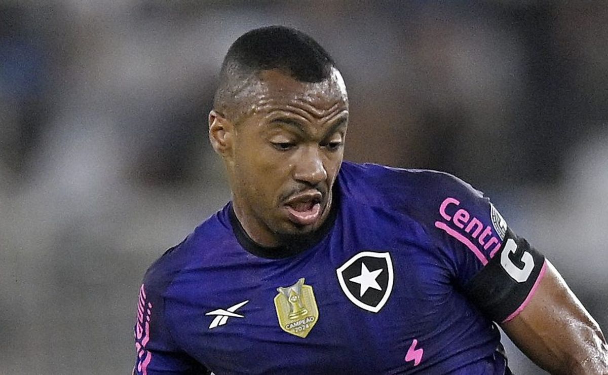 Palmeiras não se contenta com Marlon Freitas e prepara anúncio de pacotão de +4 contratações