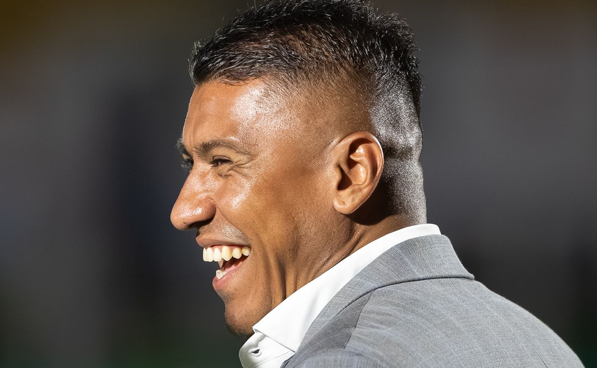 Corinthians planeja retorno de Paulinho e novo cargo é exposto nos bastidores do Clube