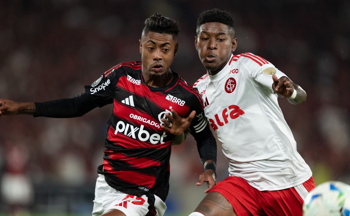 Vitão mantém palavra e toma decisão assombrosa entre Flamengo e Cruzeiro