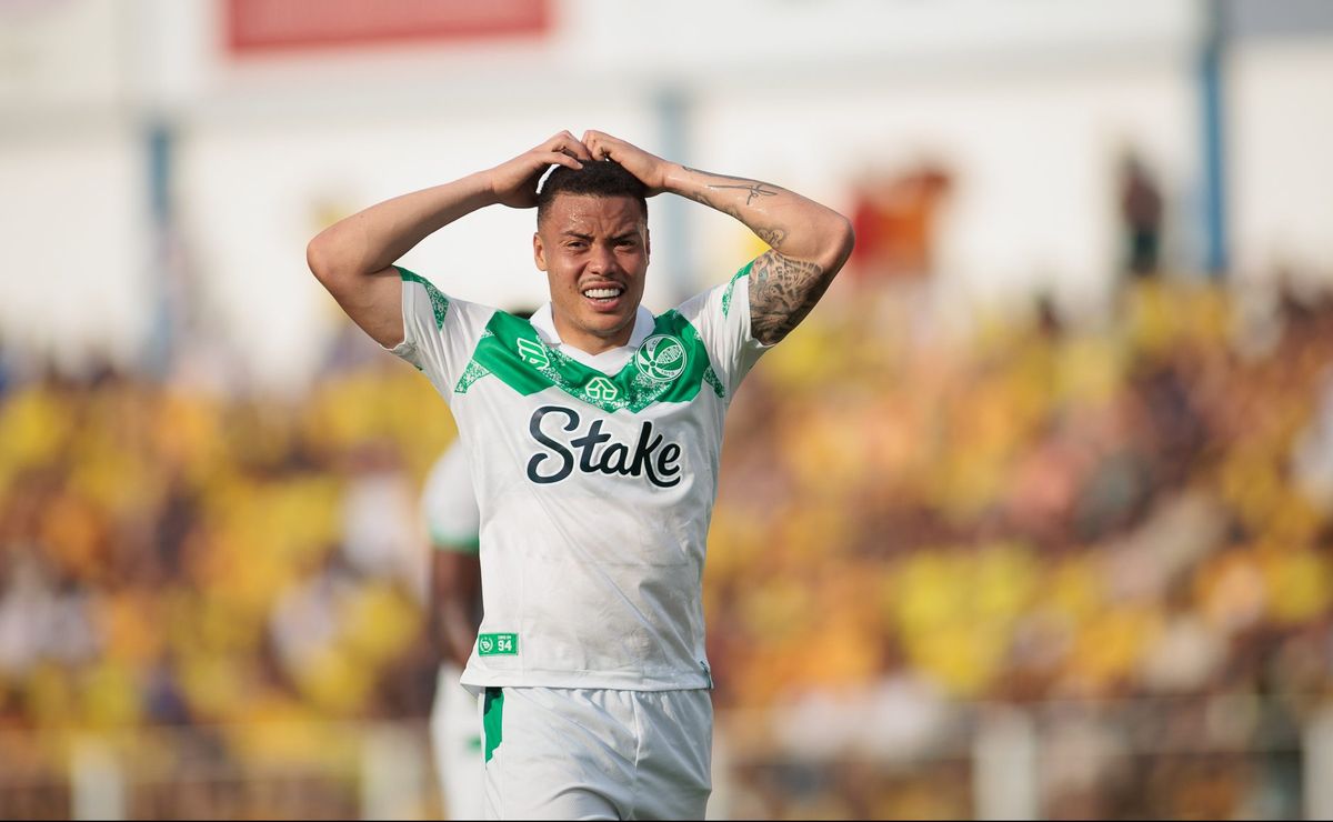 São Paulo contata Mandaca, no Juventude, em troca de jogadores, mas não avança em proposta