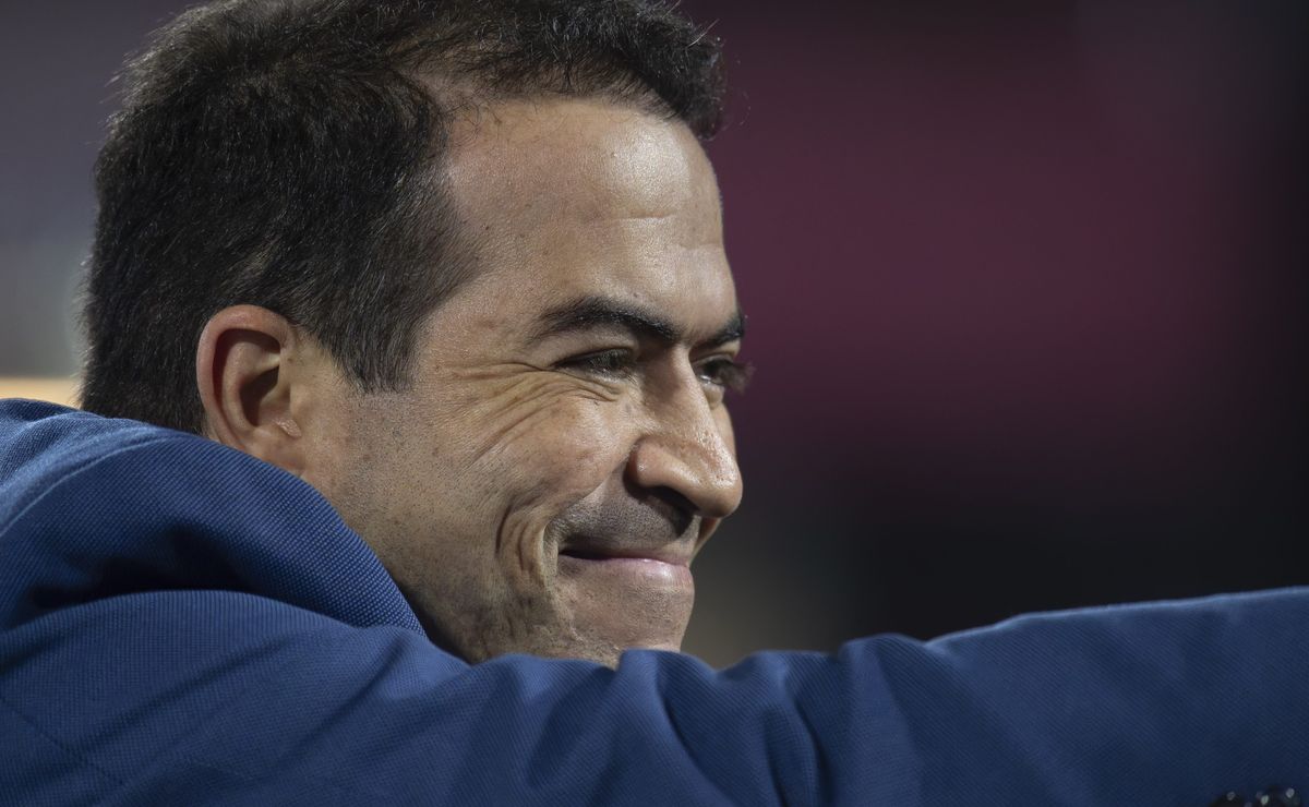 Corinthians age rápido após contratação de Bruno Spindel melar e só falta assinar com Marcelo Paz