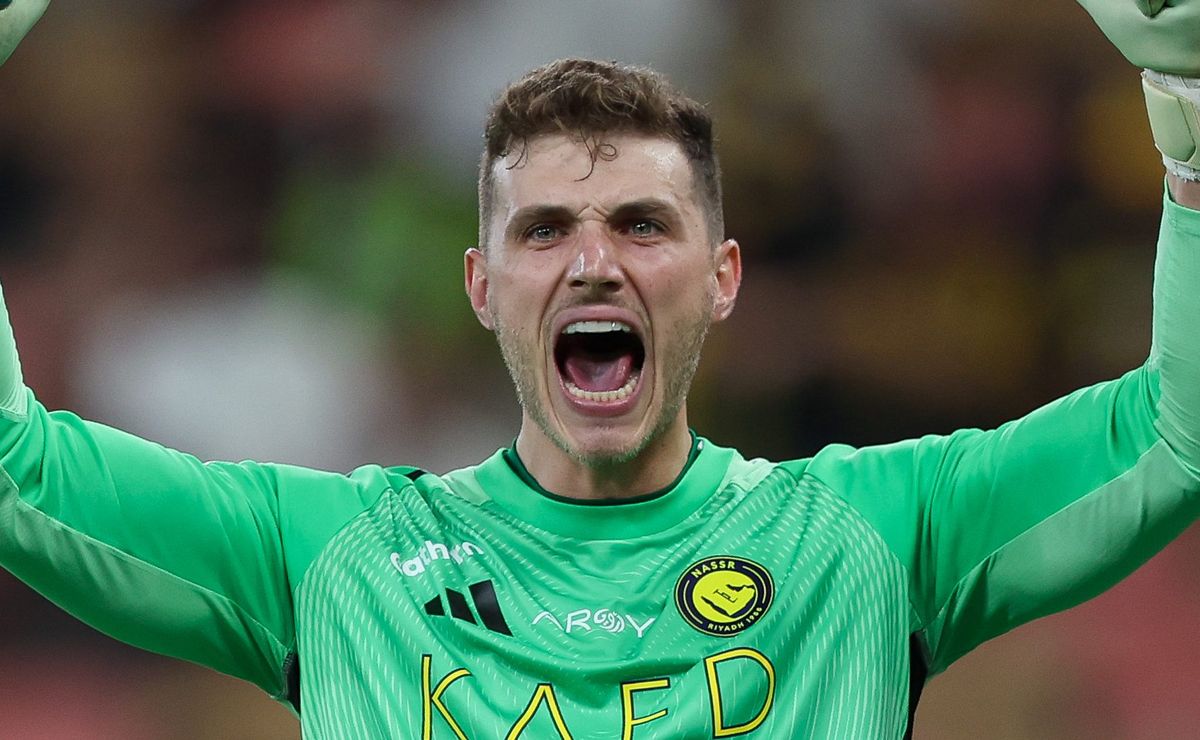 Grêmio mira Bento, avalia salário milionário na Arábia e vê negociação como muito difícil