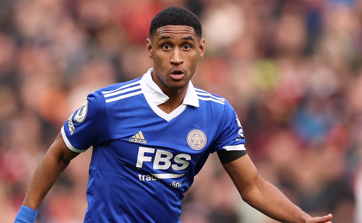 Grêmio arrisca tudo por Tetê e se compromete a pagar até R$ 32 milhões para comprar o atacante