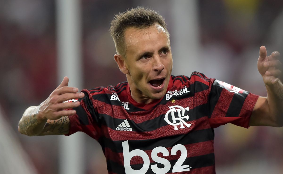 Rafinha compara elenco do Flamengo em 2025 com 2019 e responde qual foi melhor