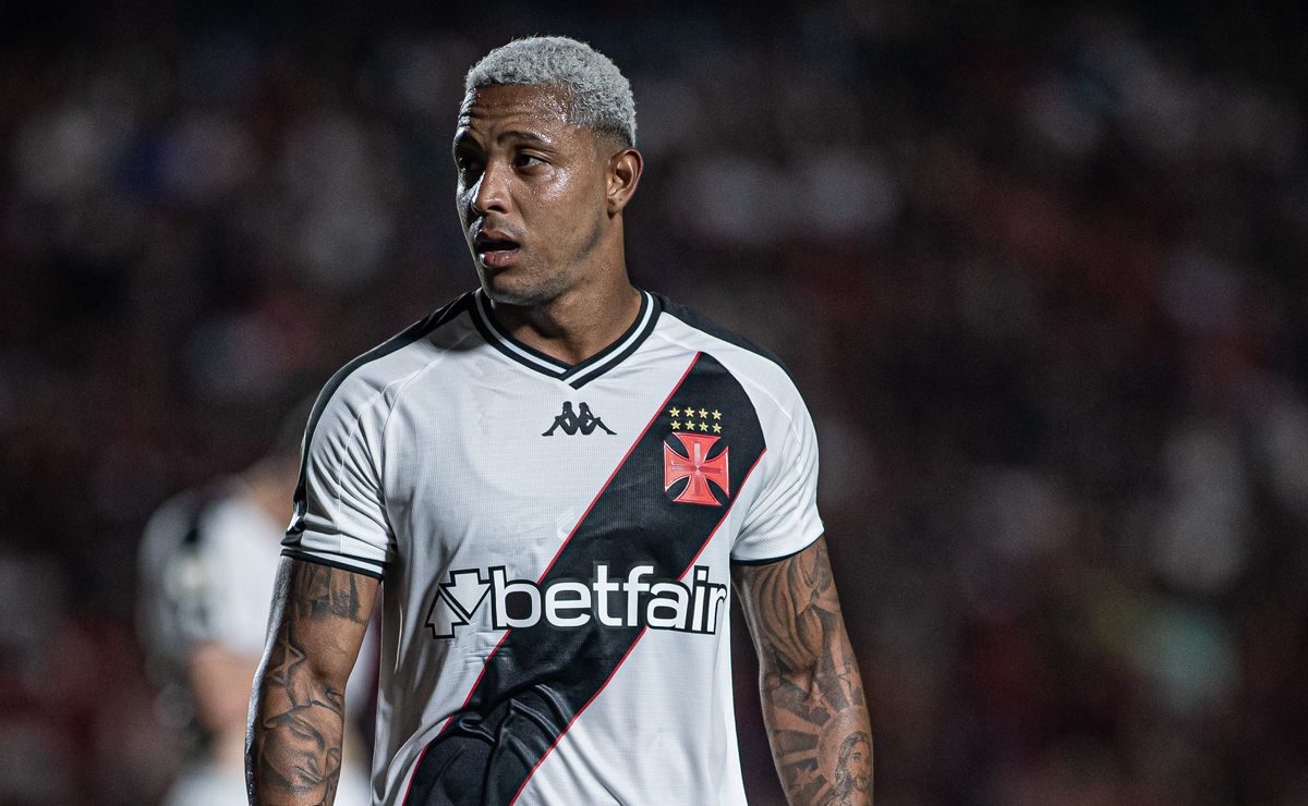 Vasco topa negociar David com o Vitória, mas estafe do atleta trava negócio
