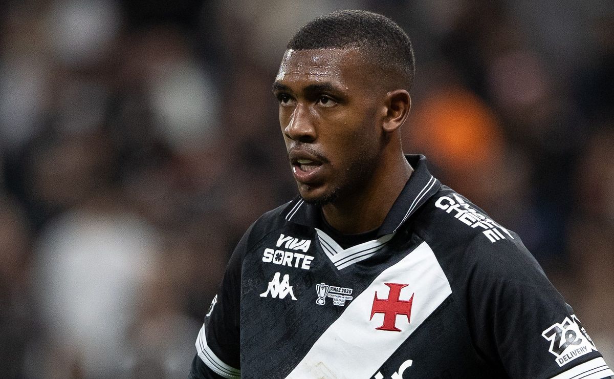Rayan é eleito o melhor jogador do Vasco em 2025 após temporada de destaque