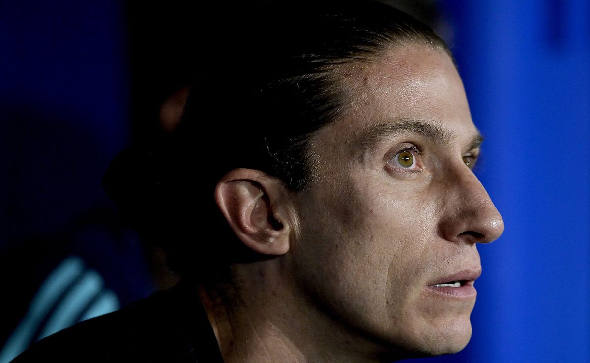 Novidade sobre renovação de Filipe Luís no Flamengo tem reviravolta com confiança em permanência do técnico