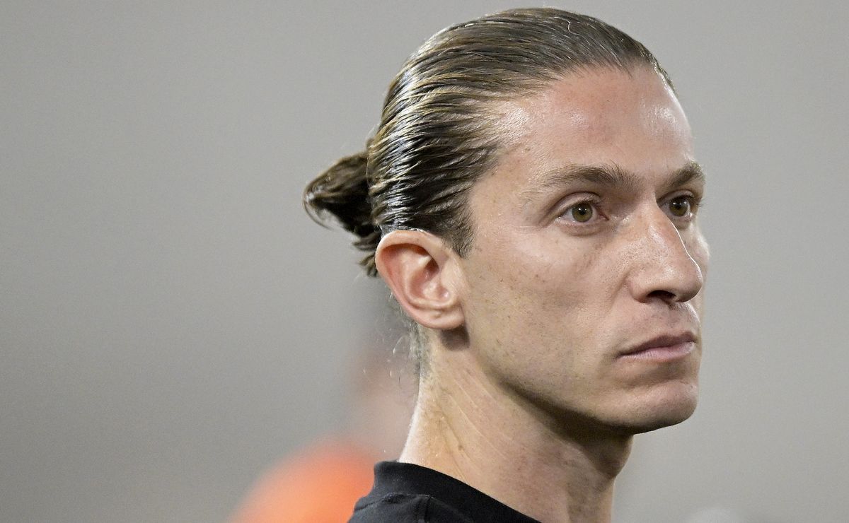 Denilson dá conselho para Bap, presidente do Flamengo, sobre permanência de Filipe Luís: “Pra ontem”