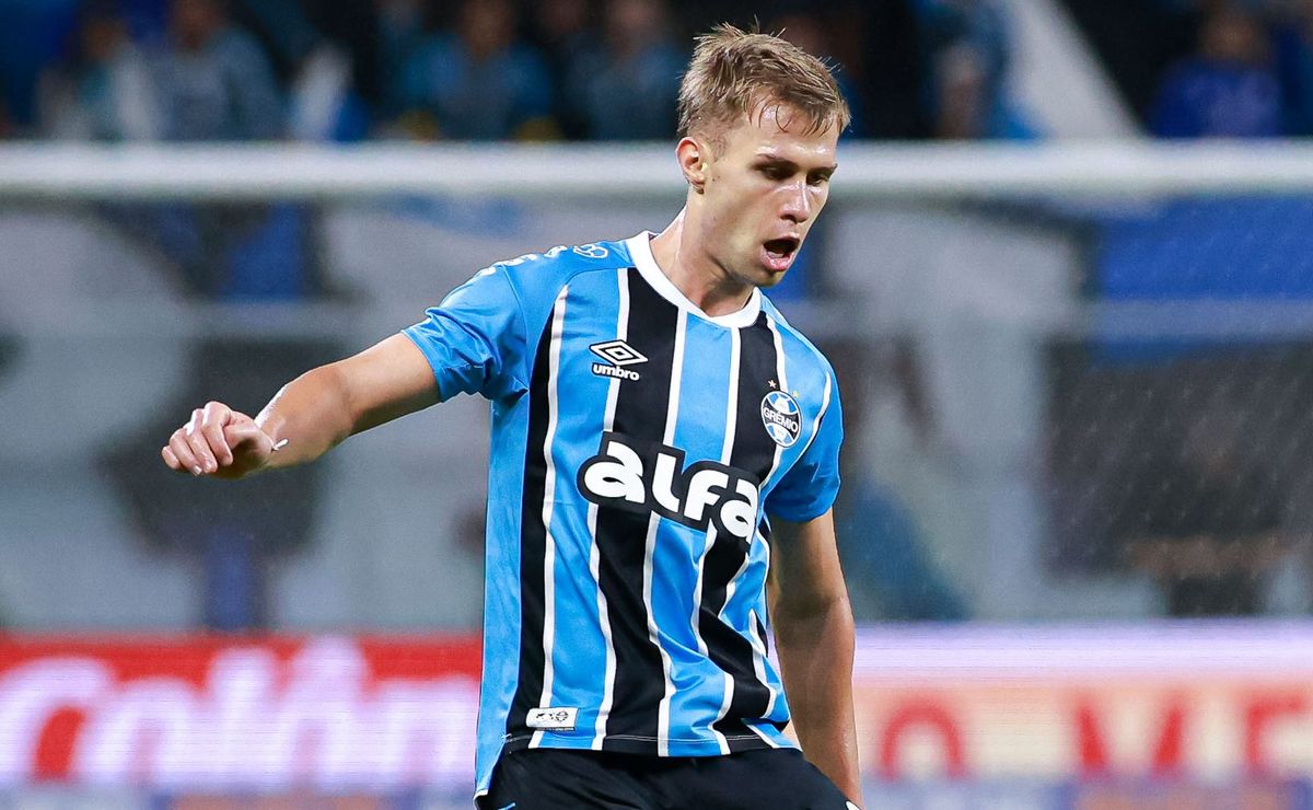 Ronald será negociado pelo Grêmio e possível destino chama atenção nos bastidores