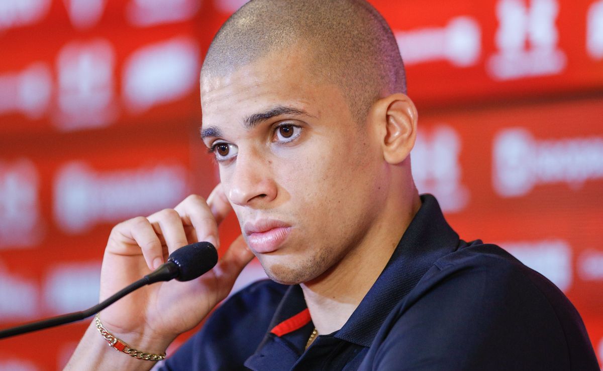 Internacional acelera e vê Dória como chance de ouro após saída de Vitão agitar o mercado