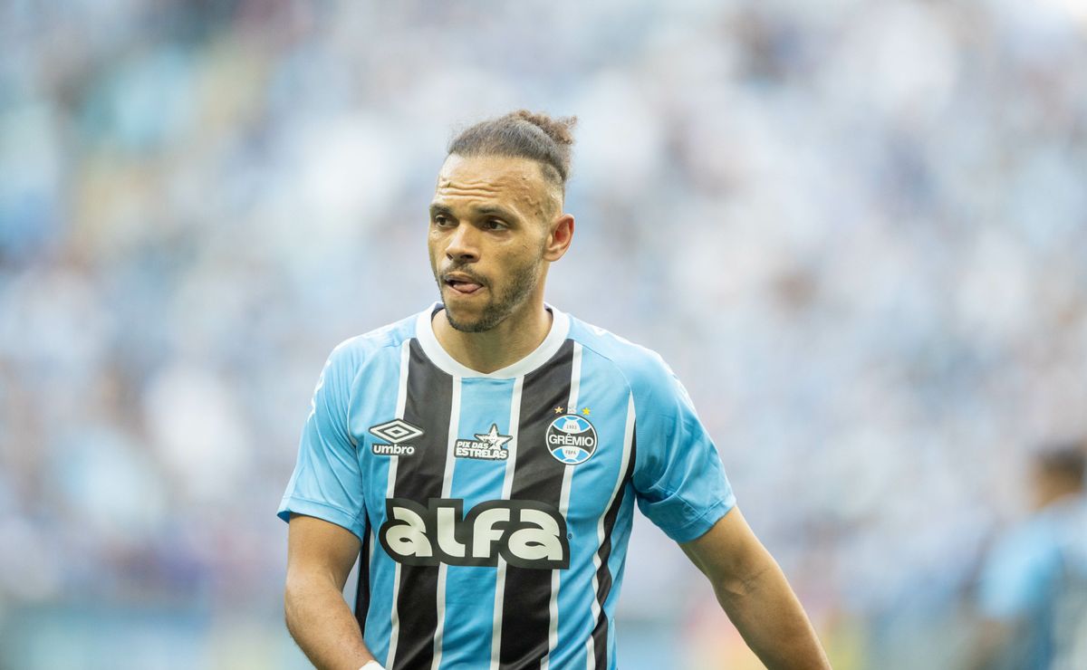 ERRATA: Informação sobre Braithwaite acionando o Grêmio na Justiça não procede