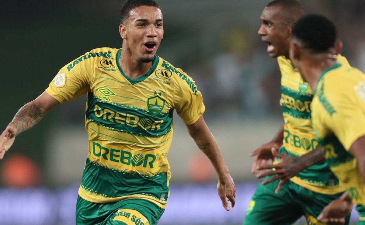 Pedido de Abel pesa, Palmeiras faz conta e avalia custo de volante do Cuiabá para 2026