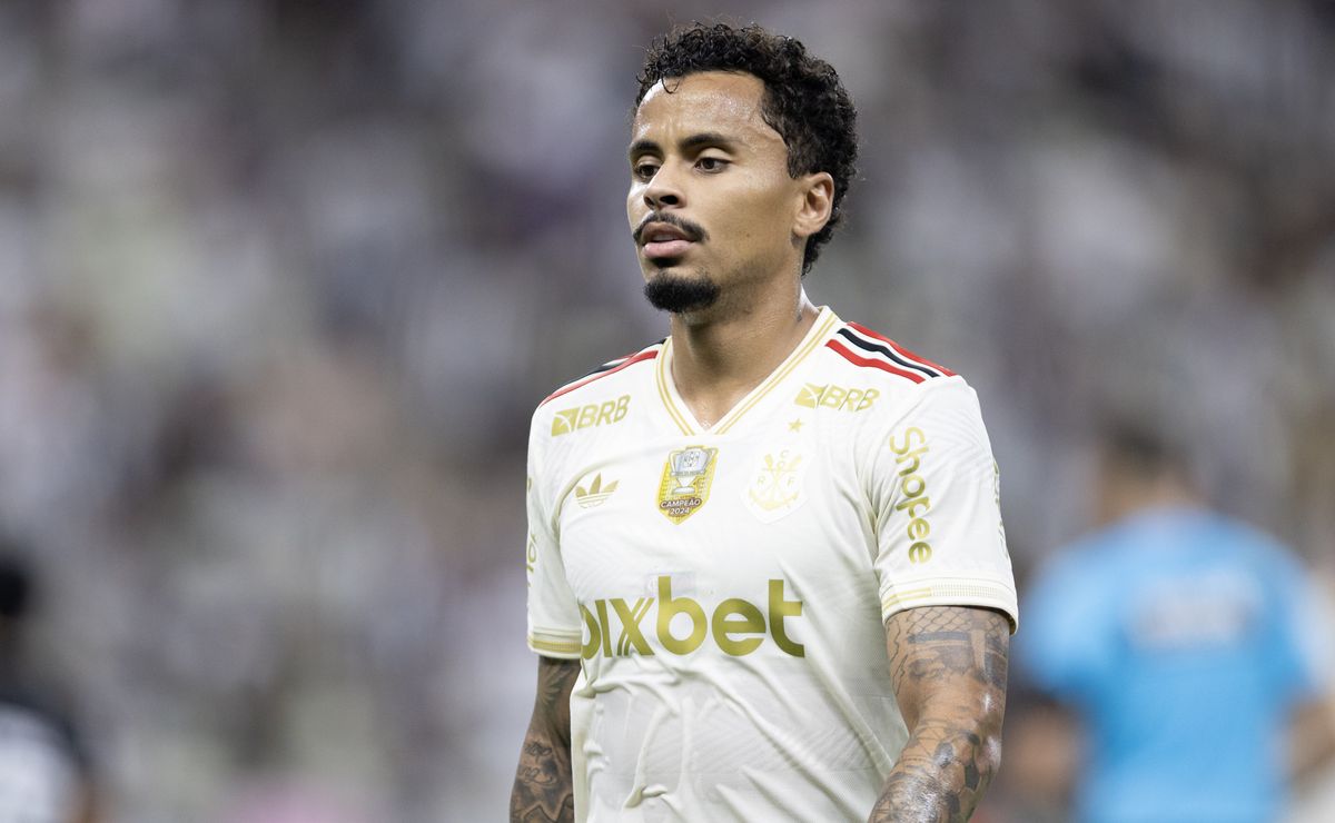 São Paulo acelera por Allan, envia proposta ao Flamengo e trata volante como prioridade máxima 