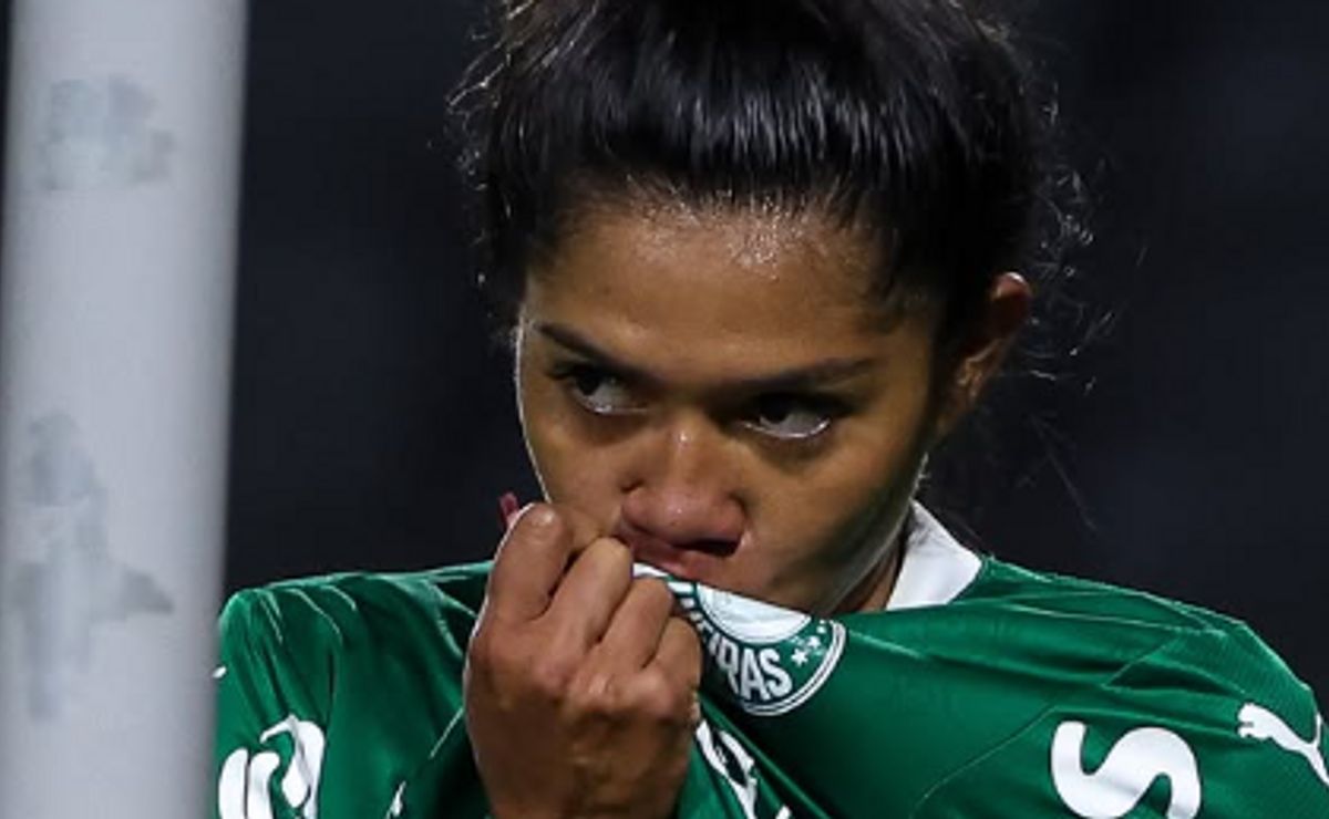 Palmeiras inicia reformulação e se despede de duas jogadoras que não continuam para 2026