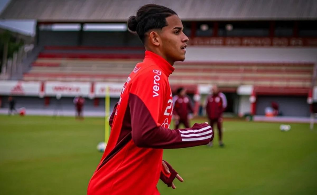 Pezzolano observa base: 4 jovens ganham força para iniciar o Gauchão pelo Internacional