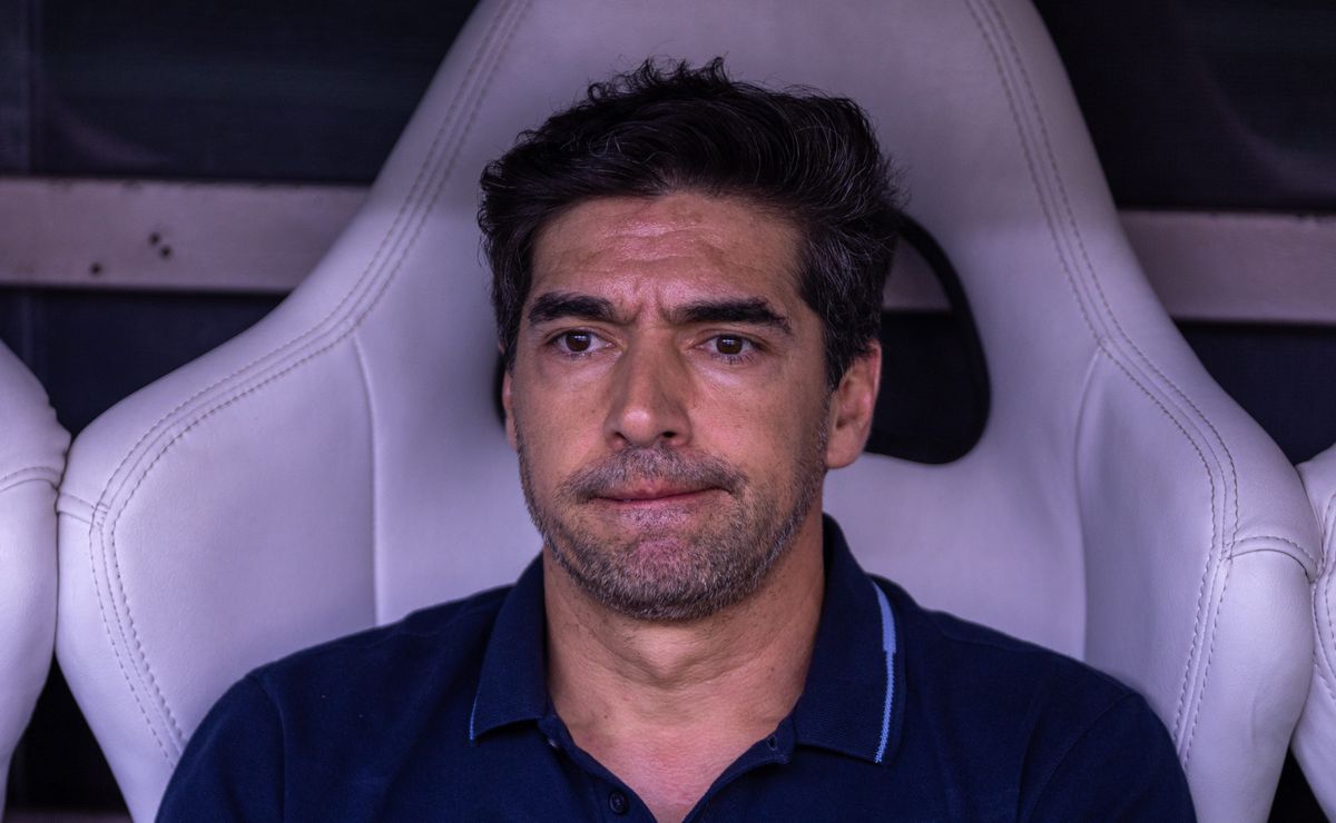 Palmeiras inicia temporada 2026 com um reforço encaminhado, cinco saídas e renovações