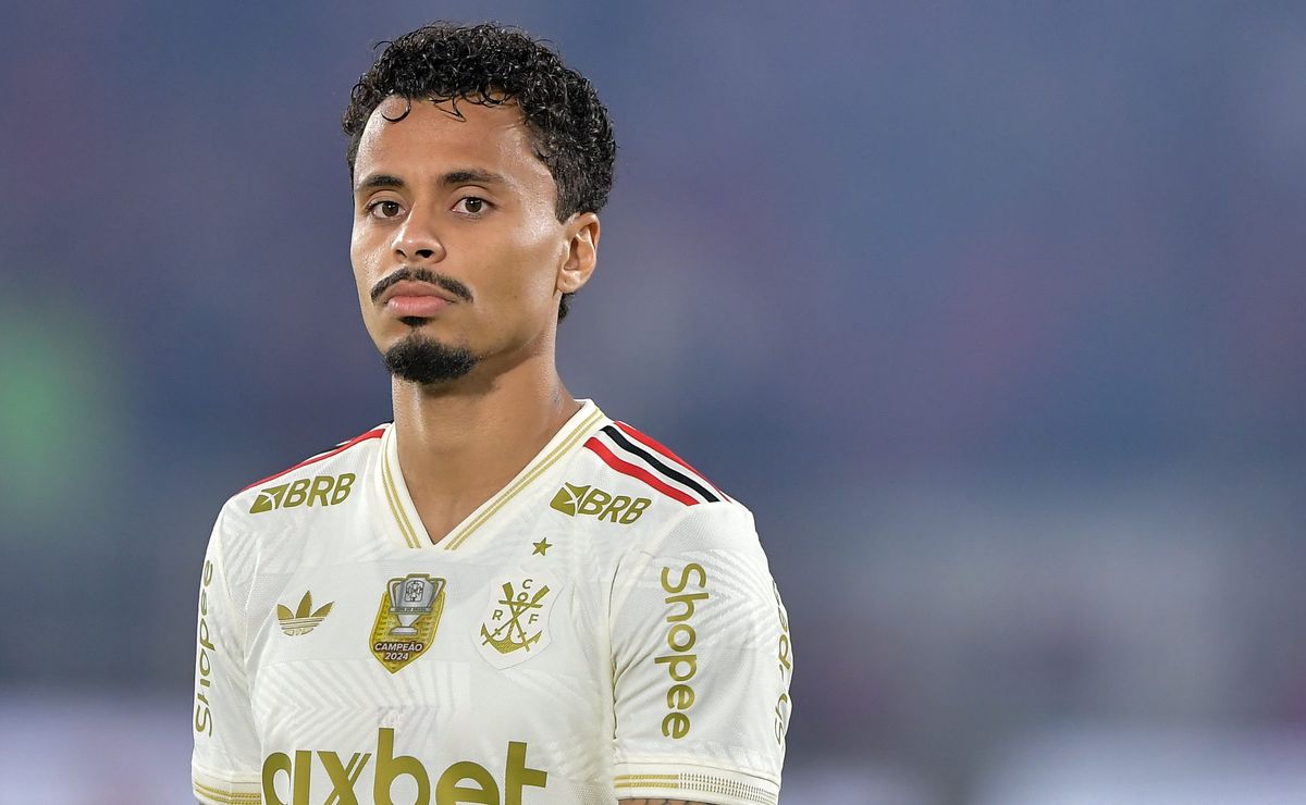 São Paulo quer Allan, mas meio-campista do Flamengo demonstra preocupação pela crise financeira tricolor