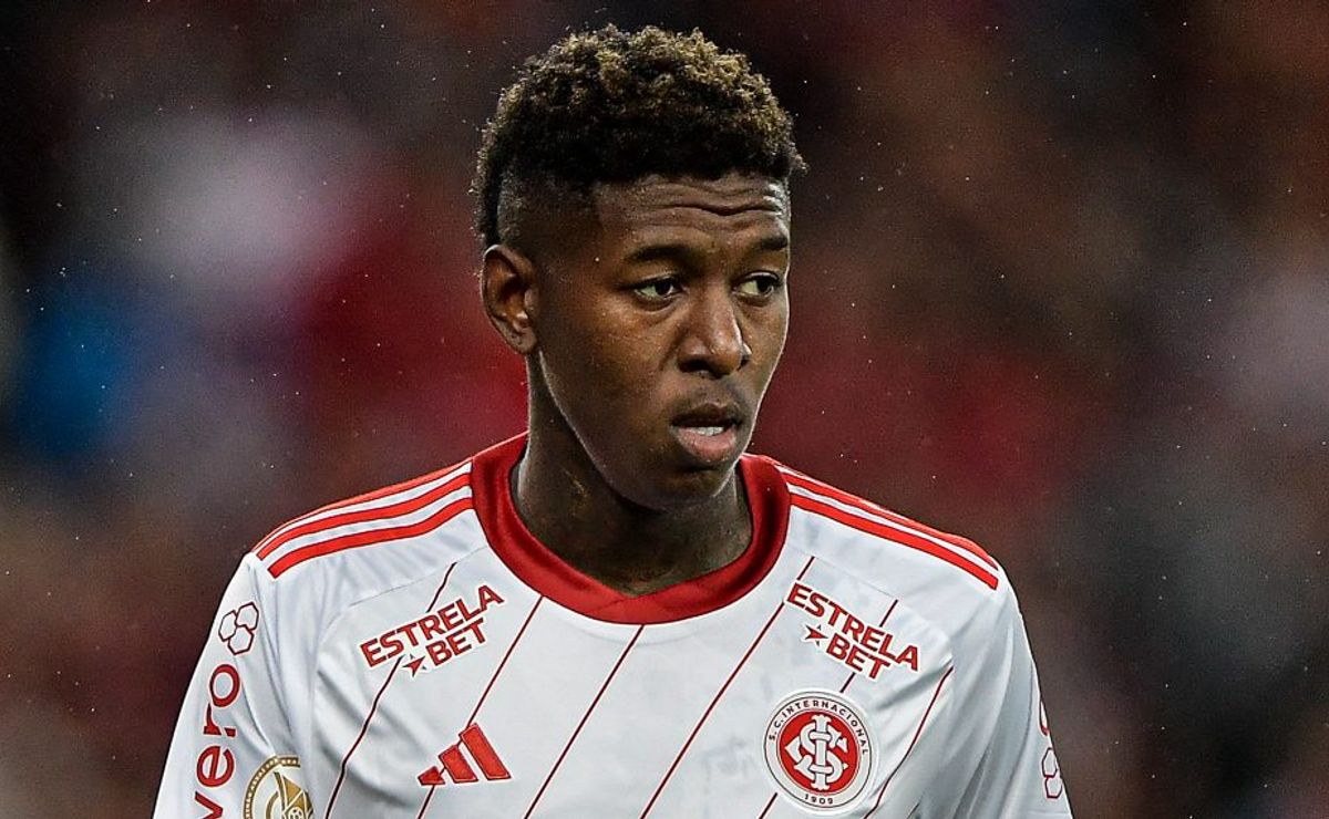 Flamengo prepara pacotão de 4 reforços por valor astronômico e define +3 contratações após Vitão