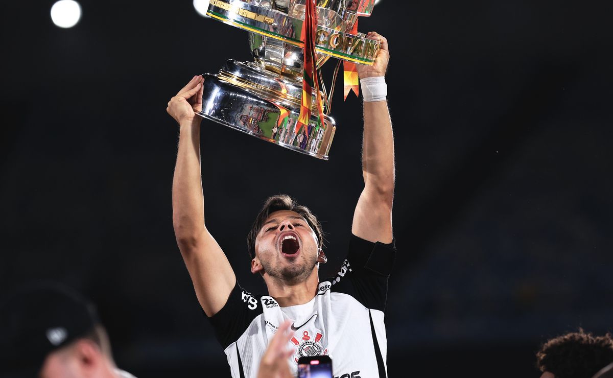 Saída de Romero do Corinthians é sacramentada após despedida ser anunciada: “oito anos, honrando a camisa”