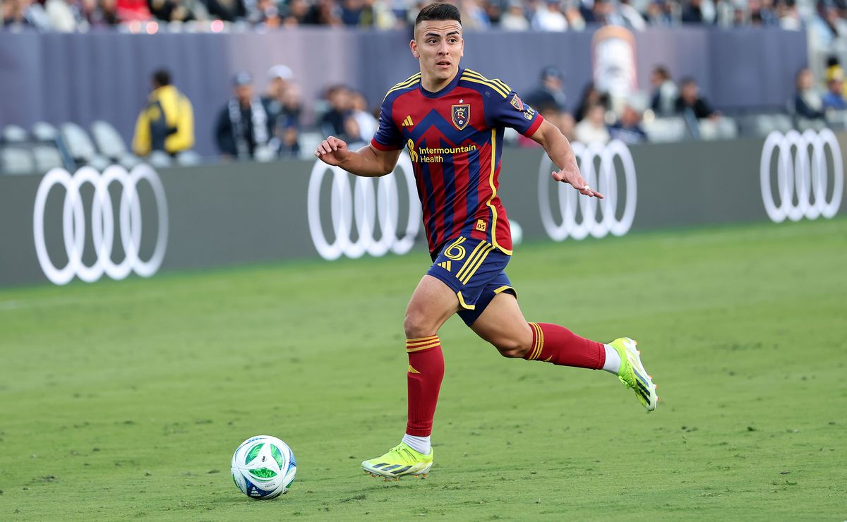 Palmeiras surpreendeu ao tentar acordo com Braian Ojeda, mas Orlando City levou a melhor