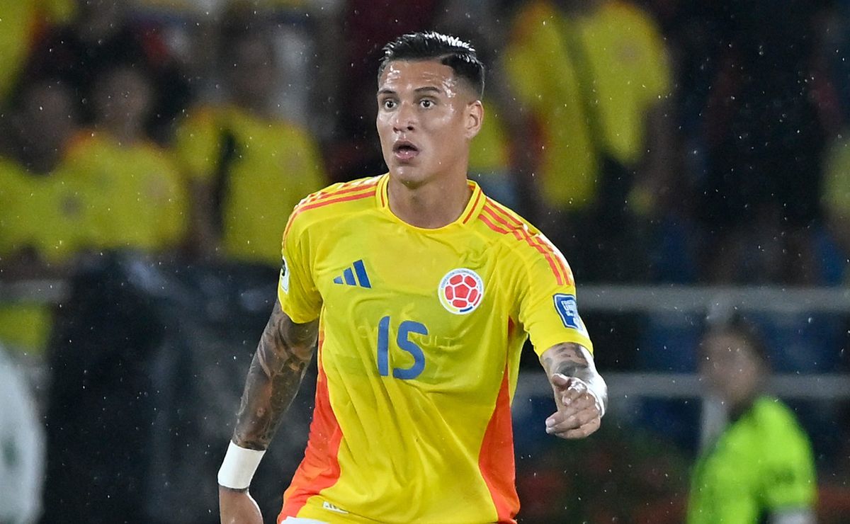 Athletico-PR anuncia Juan Portilla, volante que já foi alvo do Atlético-MG nesta temporada