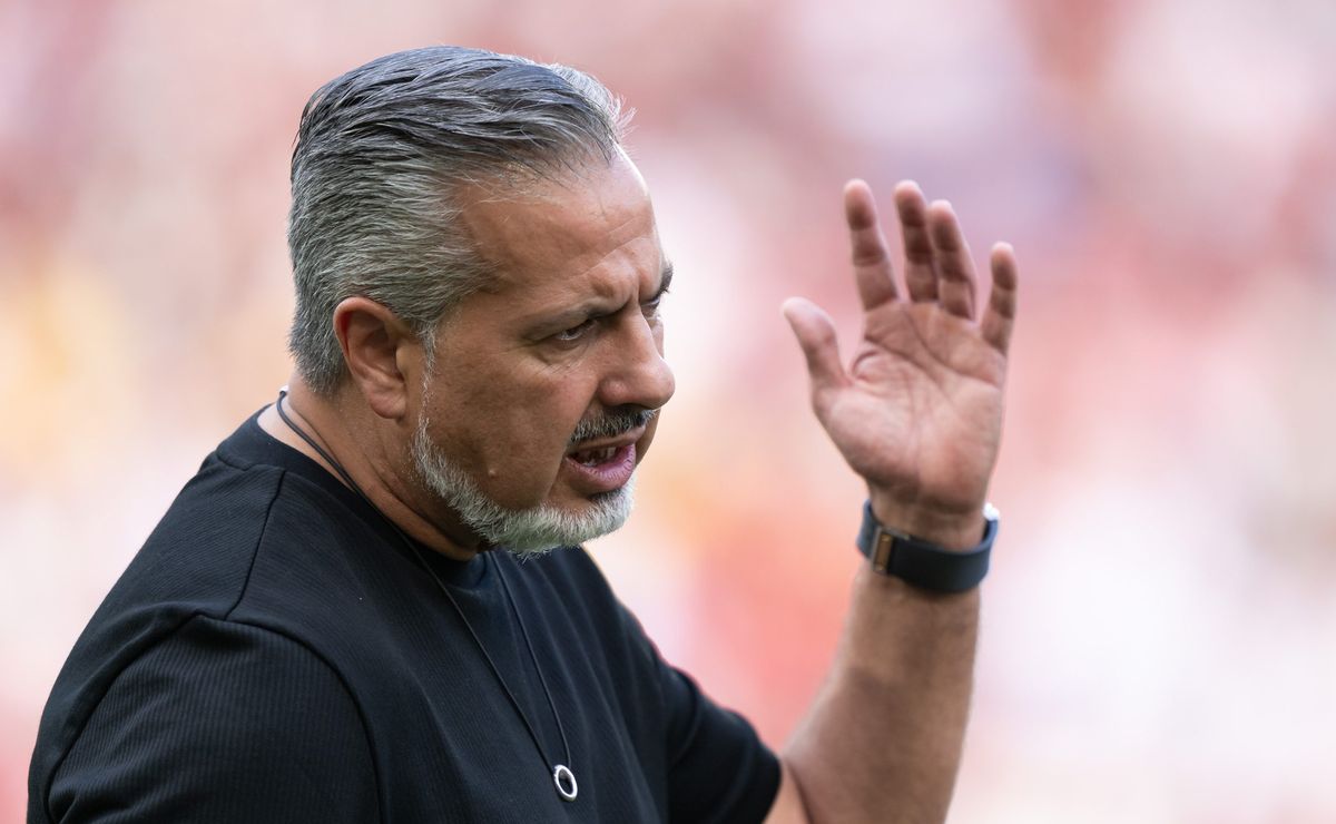 Flamengo dificulta acordo pela negociação de Allan e aguarda garantias financeiras do São Paulo