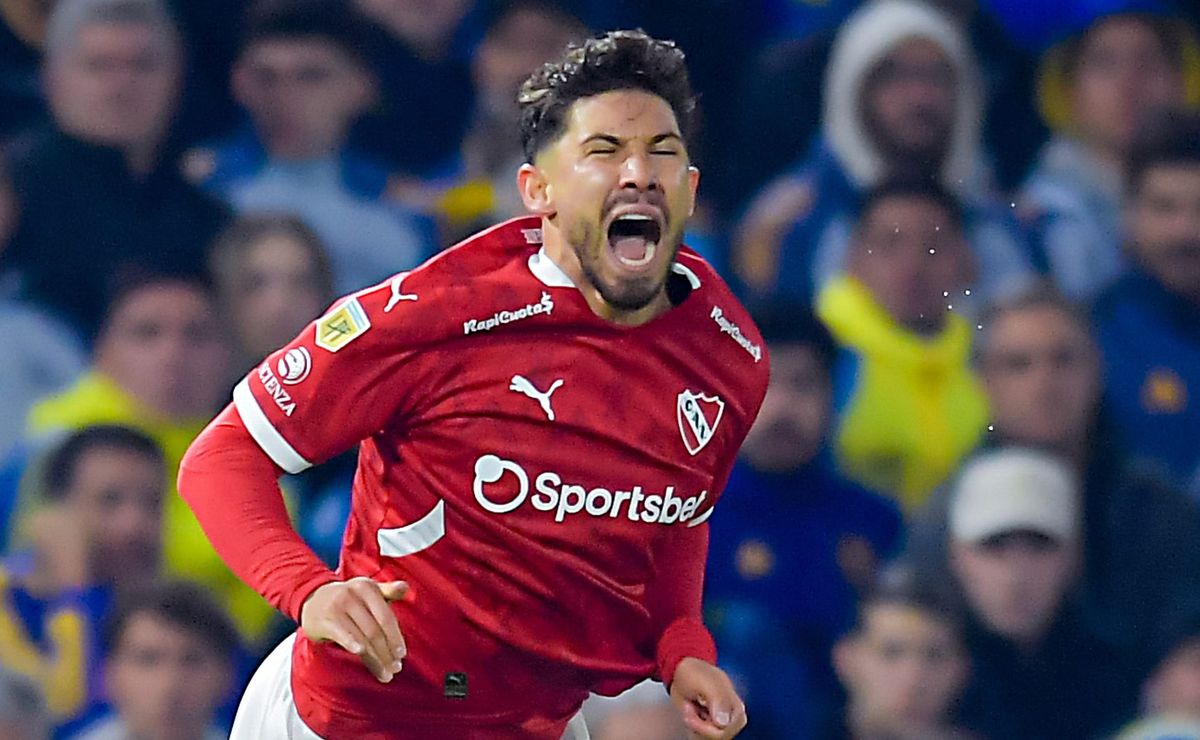 Impasse com clube chileno trava anúncio, mas Santos segue perto de fechar com Felipe Loyola