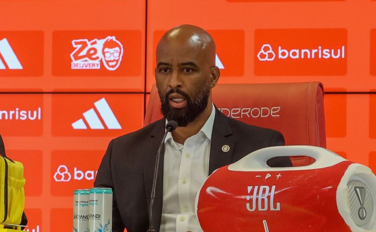 Fabinho Soldado comenta Alexis Sánchez e prega cautela do Inter no mercado por reforços