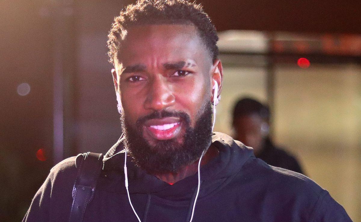 Gerson bate o pé para jogar no Cruzeiro e ameaça não se apresentar ao Zenit