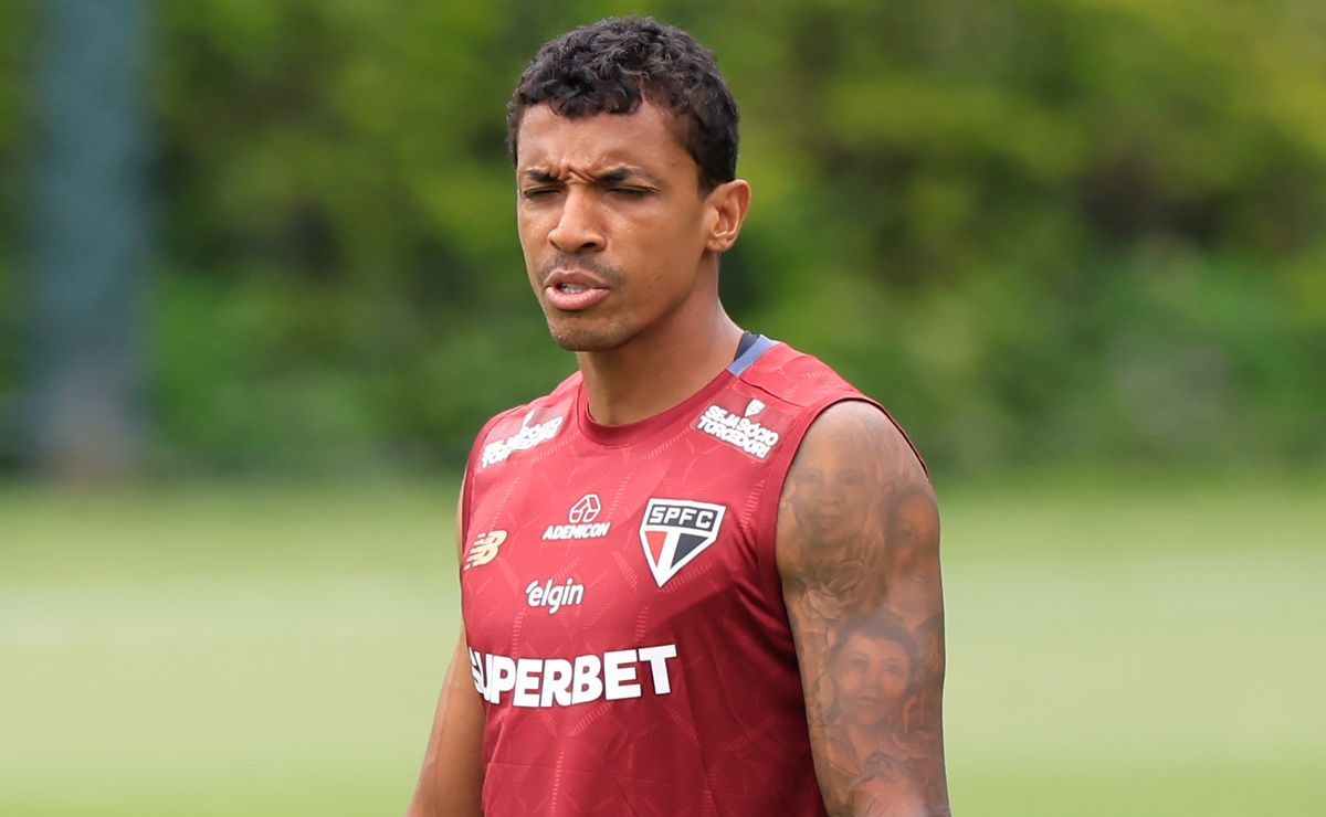 Ex-São Paulo, Luiz Gustavo aguarda aval de Pezzolano e Fabinho Soldado para assinar com o Internacional