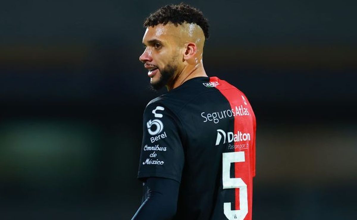 Internacional deixa Dória em segundo plano e busca negociação com reforço escolhido por Pezzolano