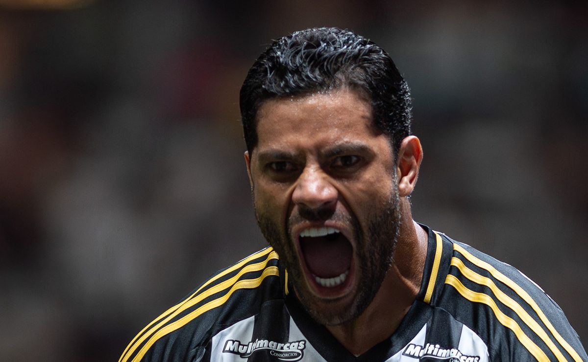 Hulk exige rescisão do contrato e Atlético-MG quer R$ 60 milhões para liberar o atacante