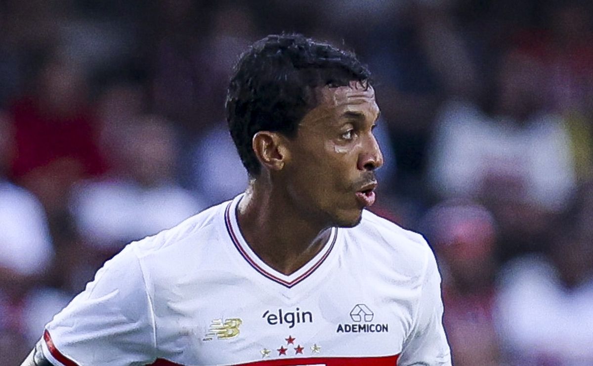 Indefinição no Inter trava avanço por Luiz Gustavo, que aguarda resposta da diretoria