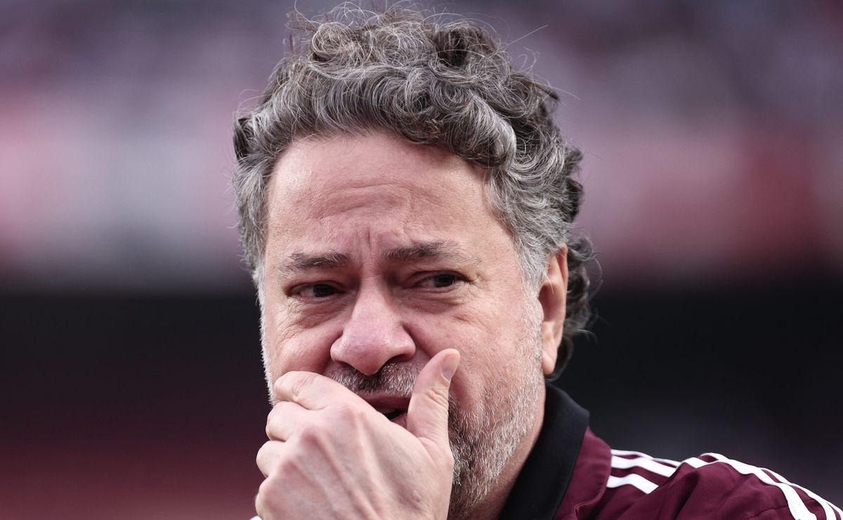 São Paulo perde dois reforços “certos” após vazar escândalos nos bastidores envolvendo Casares