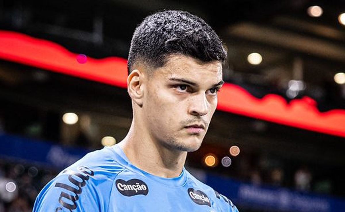 Santos barra investida milionária do Flamengo e ‘obriga’ cariocas a desistirem de Gabriel Brazão