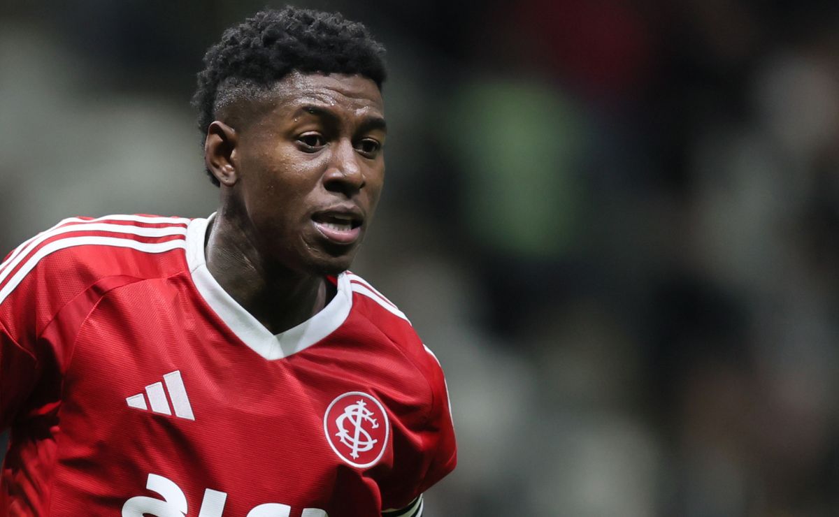 Flamengo define data para apresentar Vitão, e zagueiro é aguardado nesta sexta-feira (9)