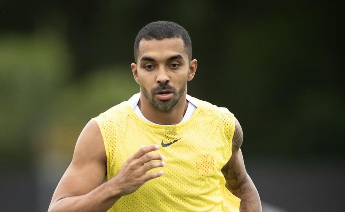 Paulo Henrique e Lucas Piton vendidos pelo Vasco não deve rolar e comissão de Diniz tem influência